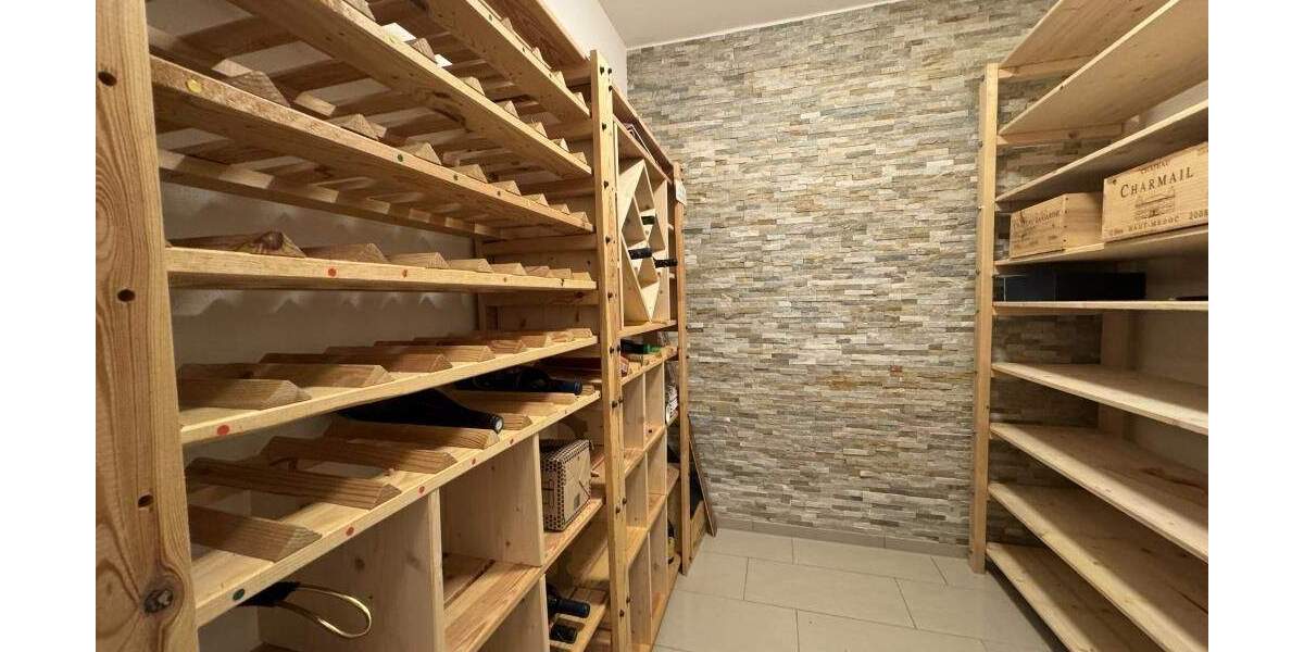 Doppelhaushälfte Wiesbaden Nordost - 6 Zimmer, 252 m&sup2;, 1.935.000&euro; | Angebot:24040897