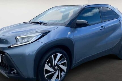 Toyota Aygo (X) 11.487 km 18.280 &euro; Eschborn 65760