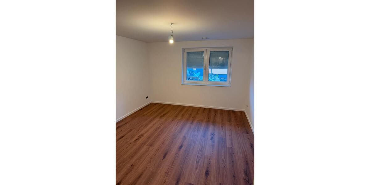 Erdgeschoßwohnung Bad Schwalbach - 4 Zimmer, 100 m&sup2;, 1.450&euro; | Angebot:26045044