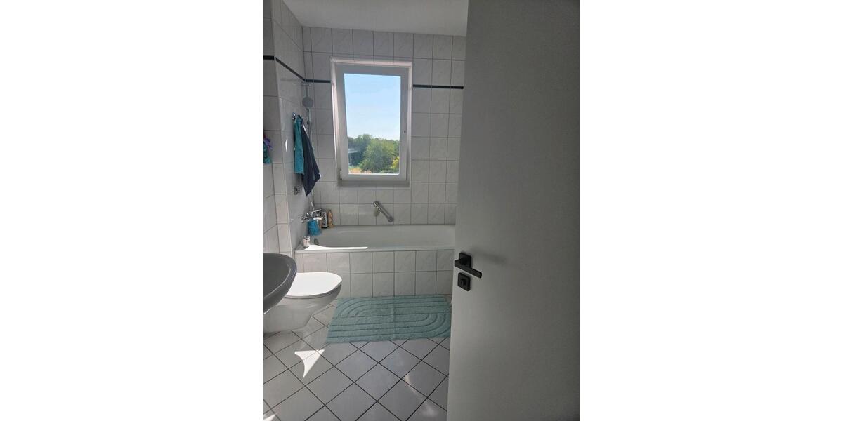 Etagenwohnung Wiesbaden Mainz-Amöneburg - 3 Zimmer, 70 m&sup2;, 299.000&euro; | Angebot:27244212