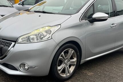Peugeot 208 159.000 km 6.490 € Wiesbaden 65187