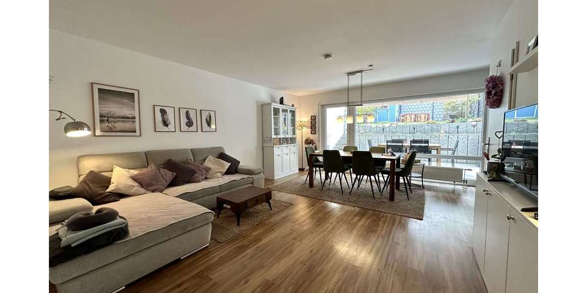 Einfamilienhaus Niedernhausen - 5.5 Zimmer, 143 m&sup2;, 415.000&euro; | Angebot:27324670