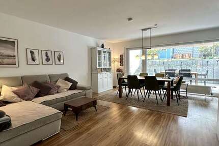 Haus Niedernhausen - 5.5 Zimmer, 143 m&sup2;, 415.000&euro; | Angebot:27324670