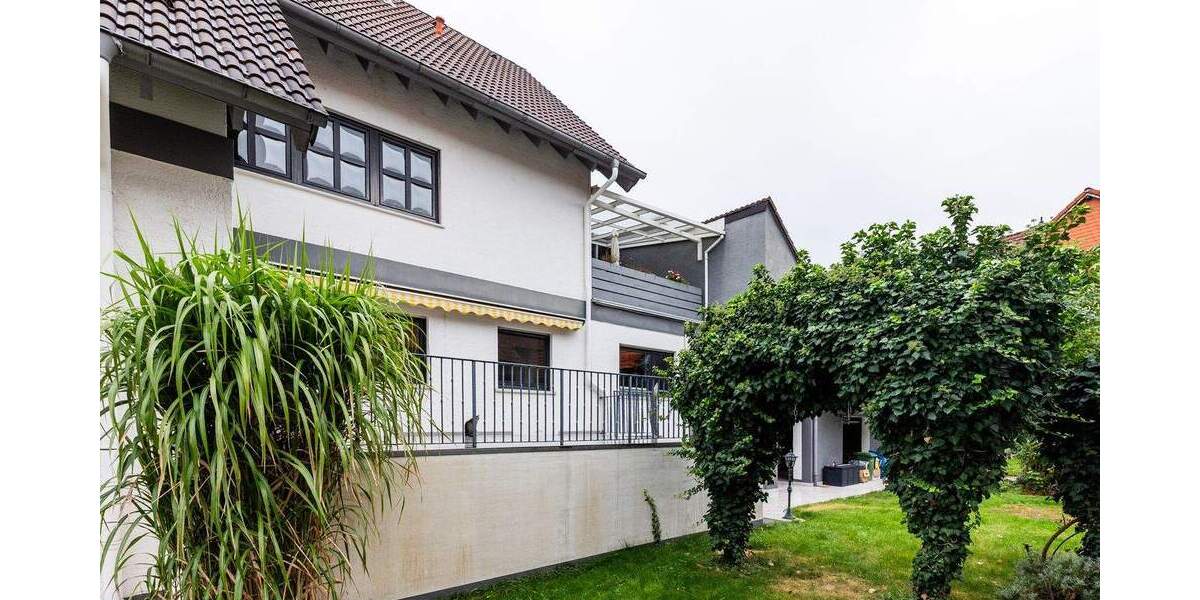 Mehrfamilienhaus, Wohnhaus Bischofsheim - 8 Zimmer, 695.000&euro; | Angebot:24966393