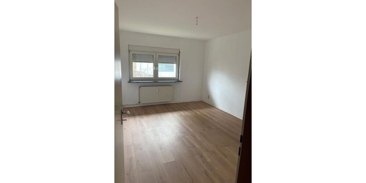 Etagenwohnung Kelkheim (Taunus) - 4 Zimmer, 76 m&sup2;, 299.000&euro; | Angebot:24741561