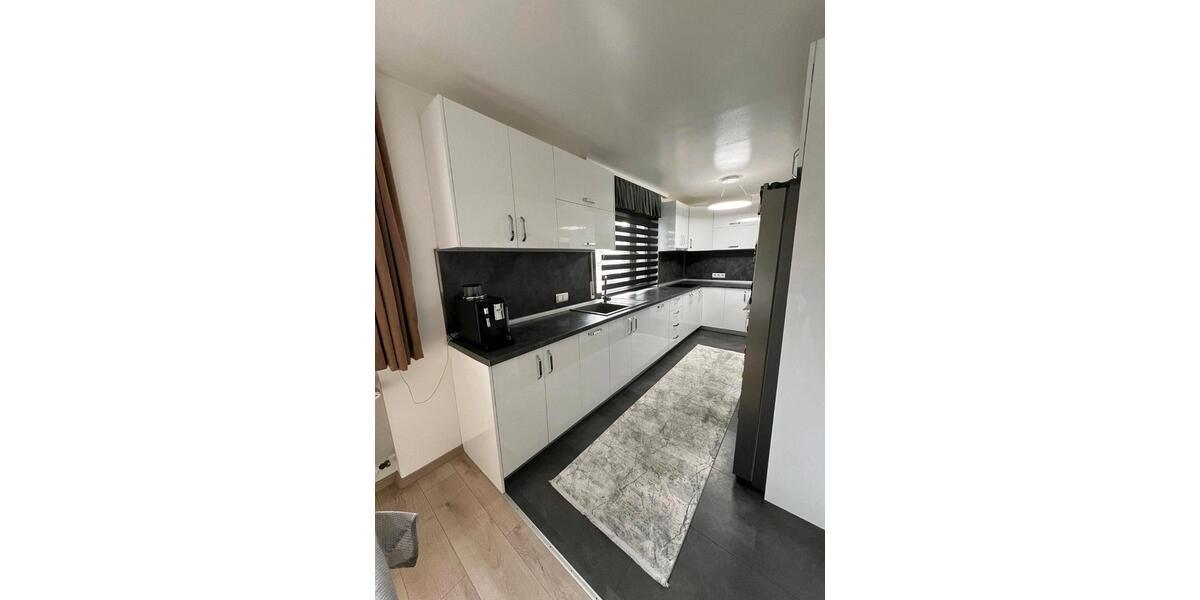 Einfamilienhaus Rüsselsheim am Main - 5 Zimmer, 160 m&sup2;, 2.400&euro; | Angebot:25964511