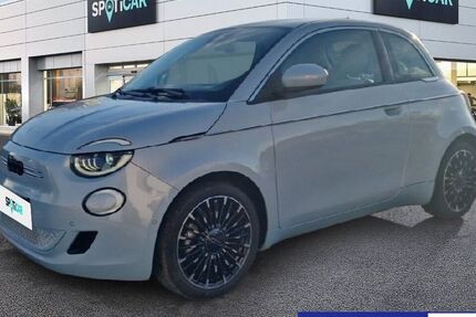 Fiat 500e 18.371 km 22.980 &euro; Wiesbaden 65203