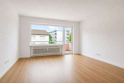Wohnung Wiesbaden Bierstadt - 3 Zimmer, 86 m&sup2;, 1.200&euro; | Angebot:26901412