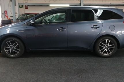 Toyota Auris 179.998 km 9.800 &euro; Rüsselsheim 65428