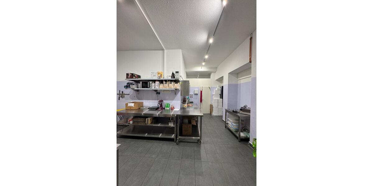 Genehmigte Produktionsküche für Food-Brands – Wiesbaden 65 qm zimmer