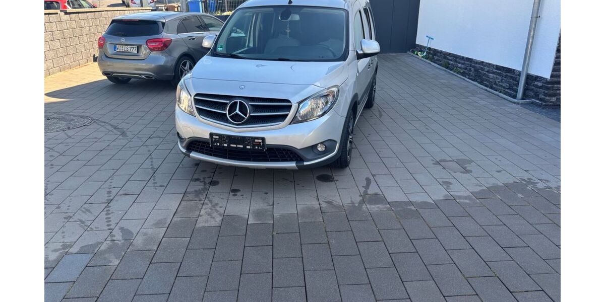 Mercedes-Benz Citan 106.000 km 12.600 &euro; Taunusstein 65232