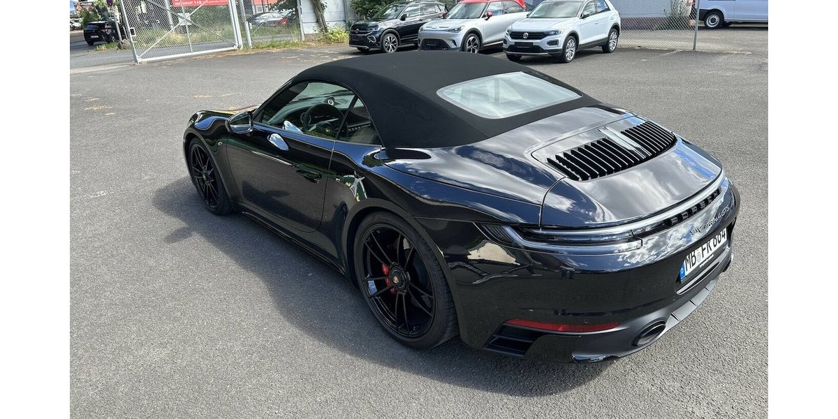 Porsche 911 Carrera 4 GTS Cabriolet 11.803 km 159.460 &euro; Mainz 55122