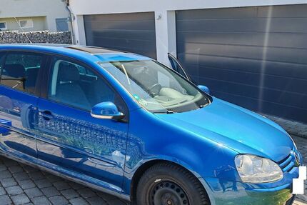 VW Golf 97.000 km 4.500 &euro; Huenstetten-Limbach 65510