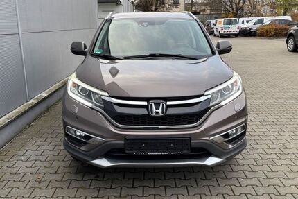 Honda CR-V 136.000 km 14.499 € Wiesbaden 65201