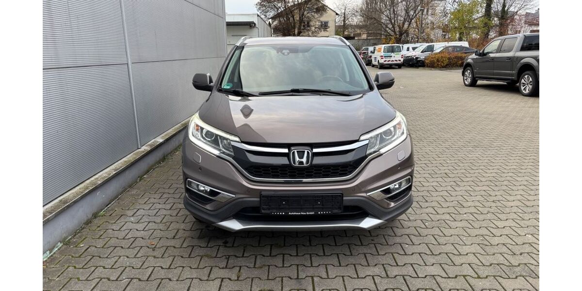 Honda CR-V 136.000 km 14.499 € Wiesbaden 65201