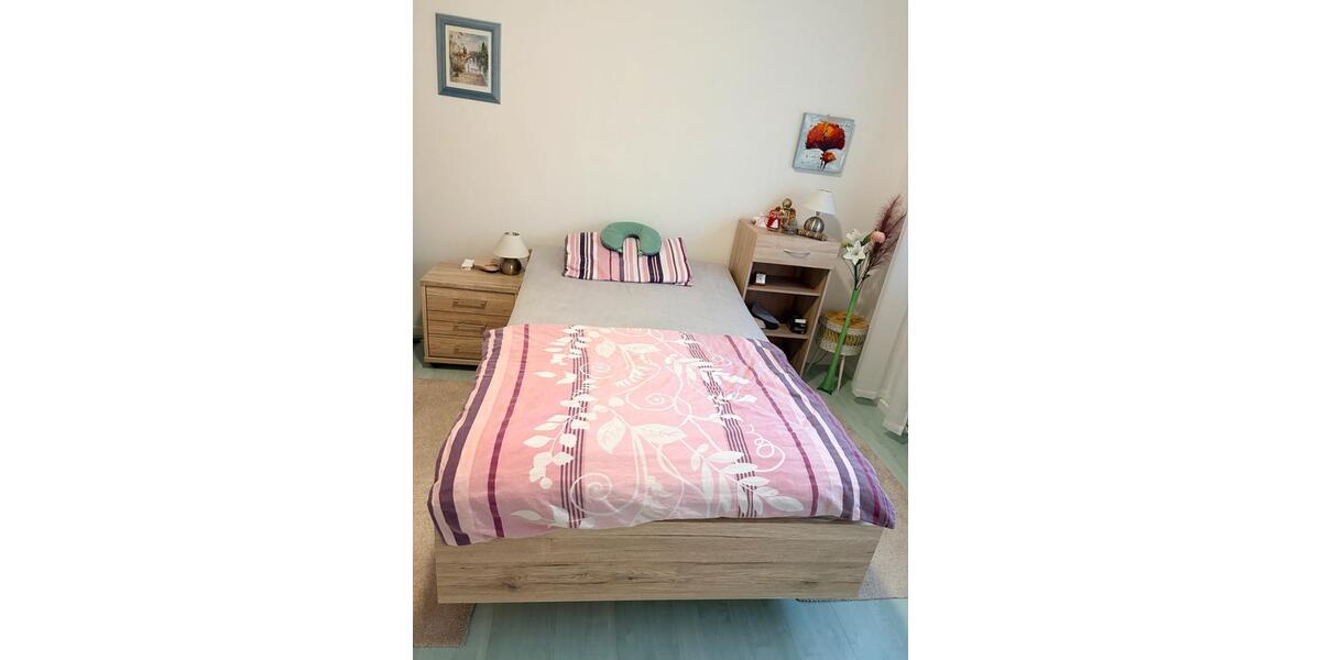 Helle, gut geschnittene 2,5-Zimmer-Wohnung mit EBK und Balkon 2.5 zimmer