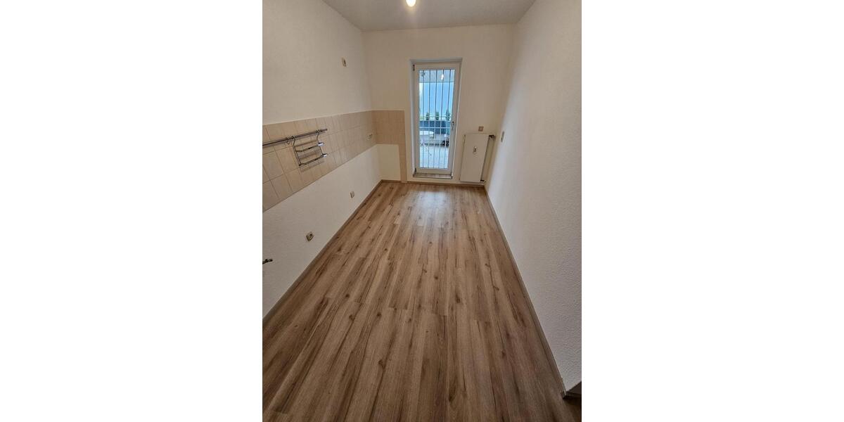 Etagenwohnung Wiesbaden Nordost - 2 Zimmer, 75 m&sup2;, 1.400&euro; | Angebot:24550310