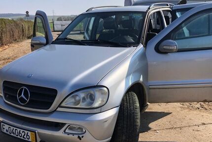 Mercedes-Benz ML 270 340.000 km 1.750 &euro; Bad Soden 65812