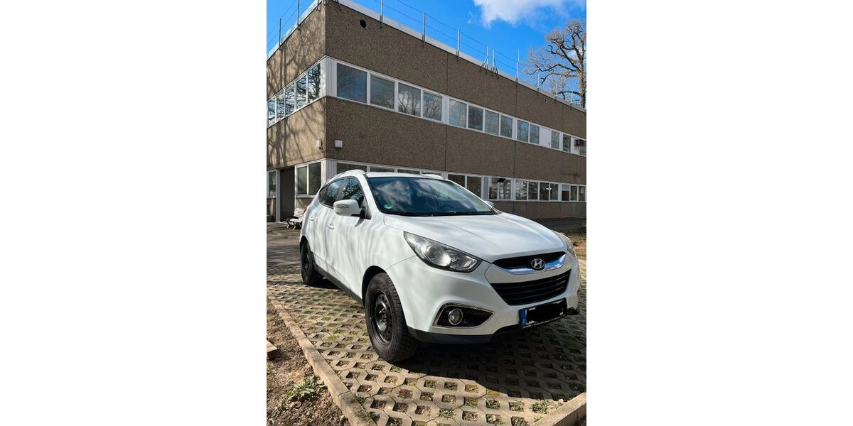 Hyundai ix35 170.000 km 7.100 &euro; Wiesbaden 65203