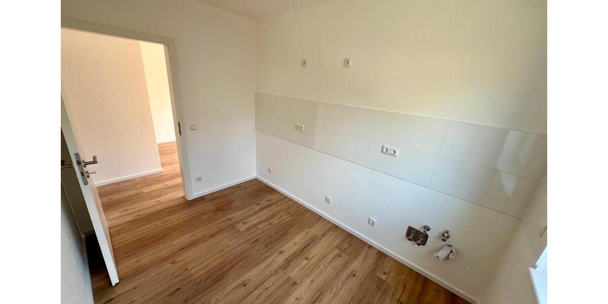 Erdgeschoßwohnung Wiesbaden Bierstadt - 2 Zimmer, 65 m&sup2;, 1.200&euro; | Angebot:26248567