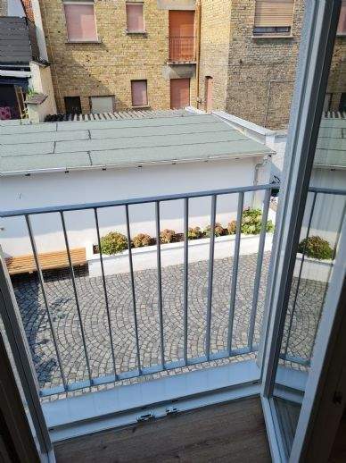 Etagenwohnung Wiesbaden Mainz-Kostheim - 4 Zimmer, 146 m&sup2;, 2.100&euro; | Angebot:25690344