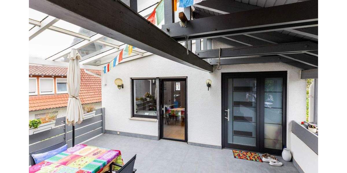 Mehrfamilienhaus, Wohnhaus Bischofsheim - 8 Zimmer, 695.000&euro; | Angebot:24966393