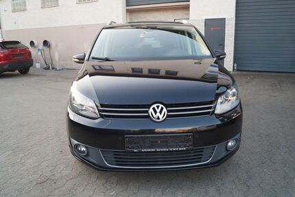 VW Touran 193.921 km 8.890 &euro; Ingelheim 55218