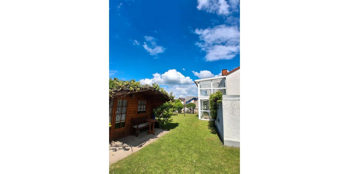 Einfamilienhaus Bad Camberg - 9 Zimmer, 200 m&sup2;, 349.000&euro; | Angebot:27215762
