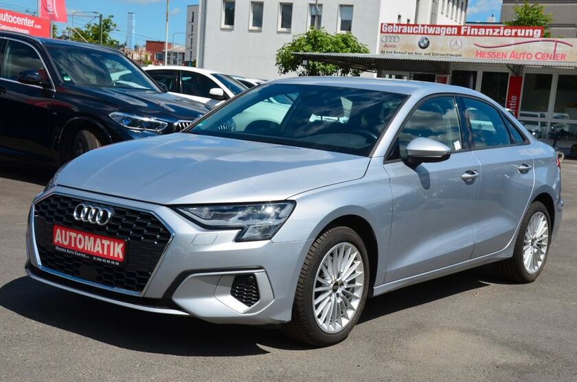 Audi A3 127.000 km 17.900 € Frankfurt 60388