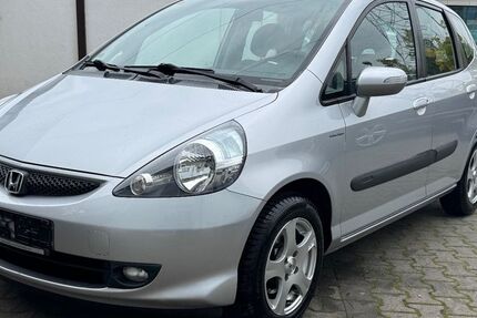 Honda Jazz 145.000 km 4.200 € Wiesbaden 65187
