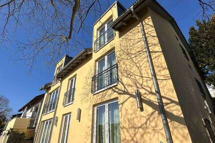 Haus Eppstein - 6 Zimmer, 250 m&sup2;, 3.000&euro; | Angebot:26993162