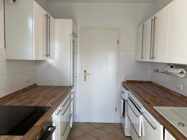 Etagenwohnung Wiesbaden Nordost - 4 Zimmer, 126 m&sup2;, 1.950&euro; | Angebot:25425582