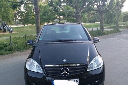 Mercedes-Benz A-Klasse 14.400 km 4.100 € Wiesbaden 65183