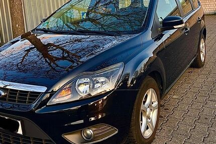 Ford Focus 127.600 km 4.900 € Mainz 55116