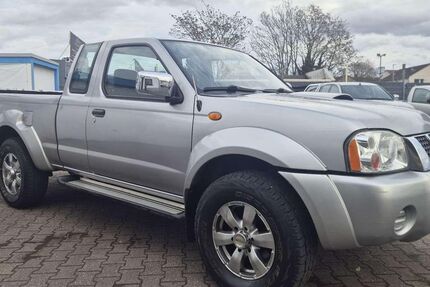 Nissan Navara 139.000 km 13.900 &euro; Mainz-Kostheim 55246
