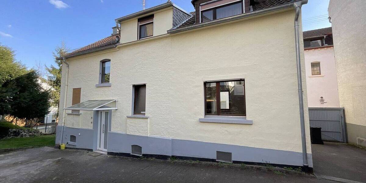 Mehrfamilienhaus, Wohnhaus Wiesbaden Dotzheim - 5 Zimmer, 144 m&sup2;, 499.000&euro; | Angebot:25940224