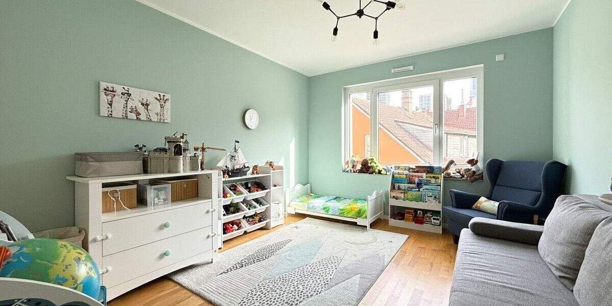 Etagenwohnung Frankfurt am Main Bockenheim - 3 Zimmer, 122 m&sup2;, 1.050.000&euro; | Angebot:25727366