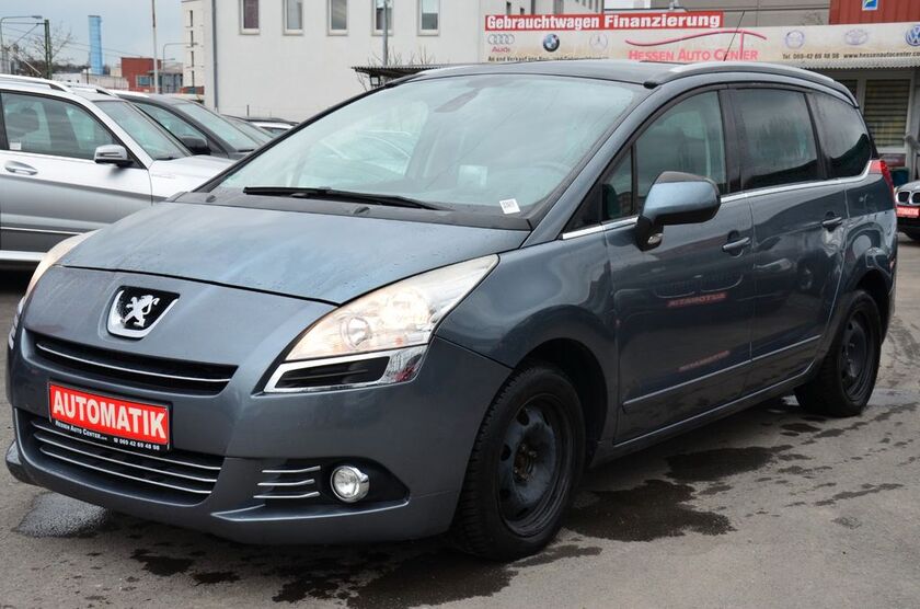 Peugeot 5008 104.000 km 4.900 € Frankfurt 60388