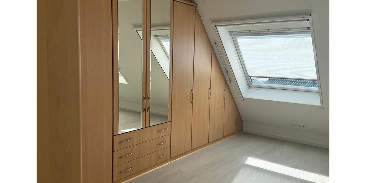 Reihenhaus Geisenheim - 3 Zimmer, 140 m&sup2;, 1.500&euro; | Angebot:25901036