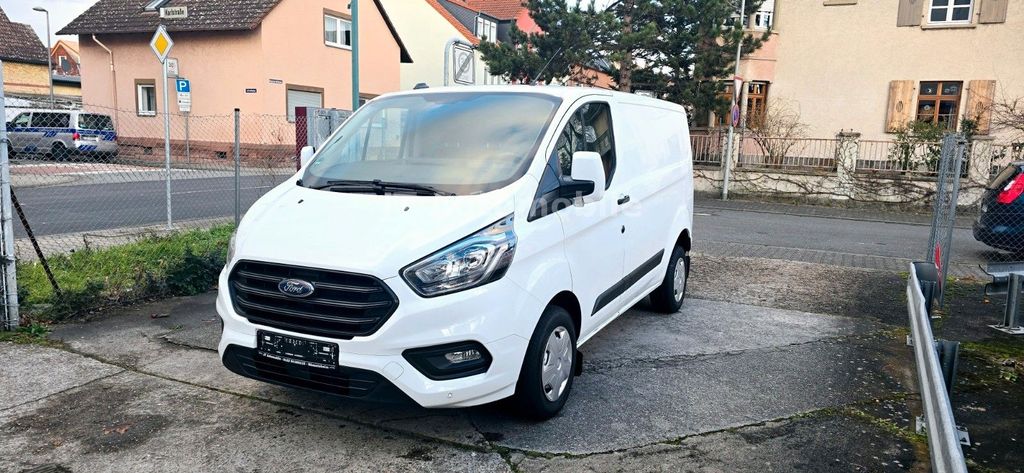 Ford Transit Custom 127.000 km 16.479 &euro; Rüsselsheim am Main 65428