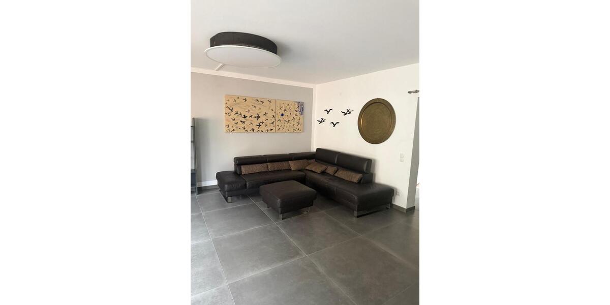 Etagenwohnung Wiesbaden Biebrich - 2 Zimmer, 73 m&sup2;, 310.000&euro; | Angebot:26221786