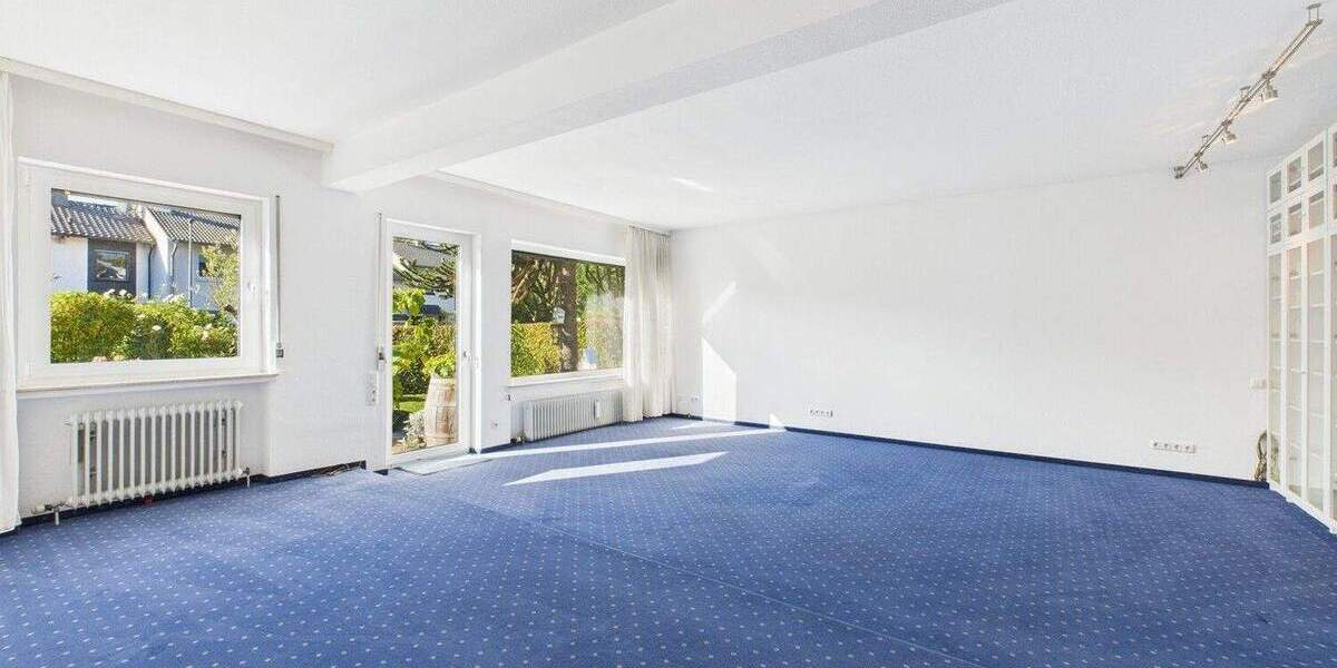 Freistehender Familientraum mit Garage und tollem Garten zum Veredeln! 6 zimmer