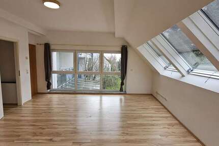 Wohnung Kelkheim - 2 Zimmer, 65 m&sup2;, 650&euro; | Angebot:27009133
