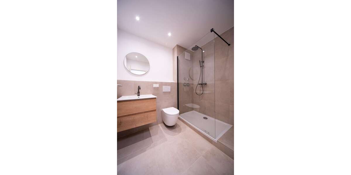 Etagenwohnung Wiesbaden Biebrich - 3 Zimmer, 78 m&sup2;, 334.000&euro; | Angebot:26333605