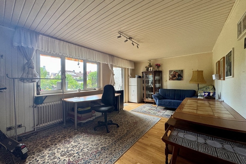 Oberursel: Reihenmittelhaus mit WEG-Teilung in ruhiger, zentraler Lage! 4 zimmer