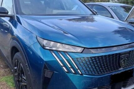 Peugeot 5008 24.276 km 31.980 &euro; Rüsselsheim 65428