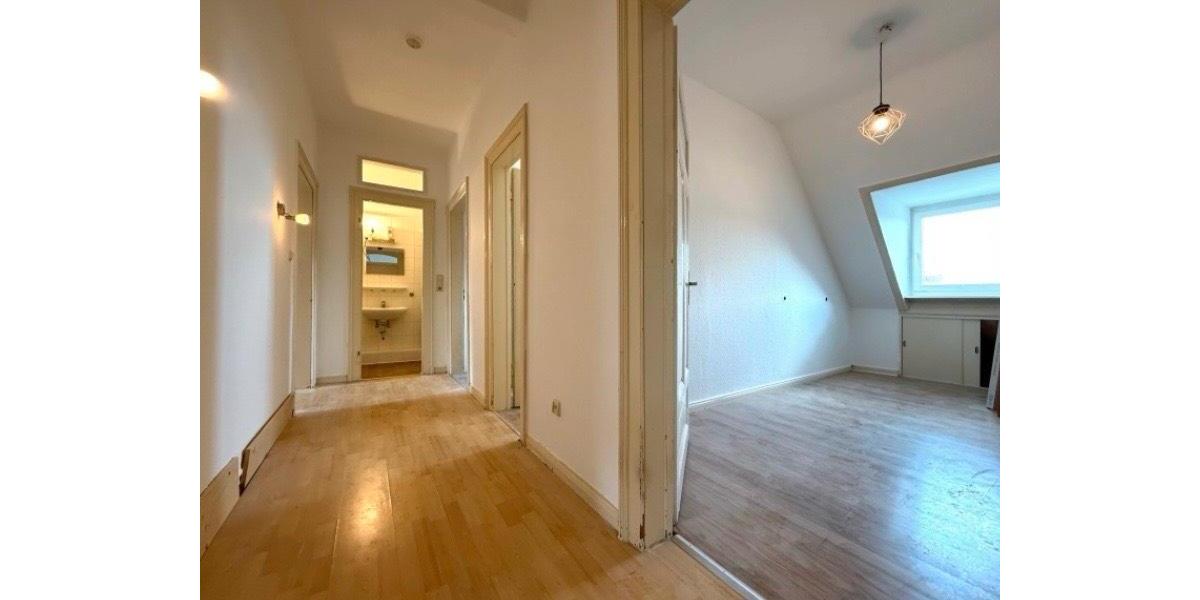Dachgeschoßwohnung Wiesbaden Bierstadt - 3 Zimmer, 71 m&sup2;, 1.200&euro; | Angebot:25304721