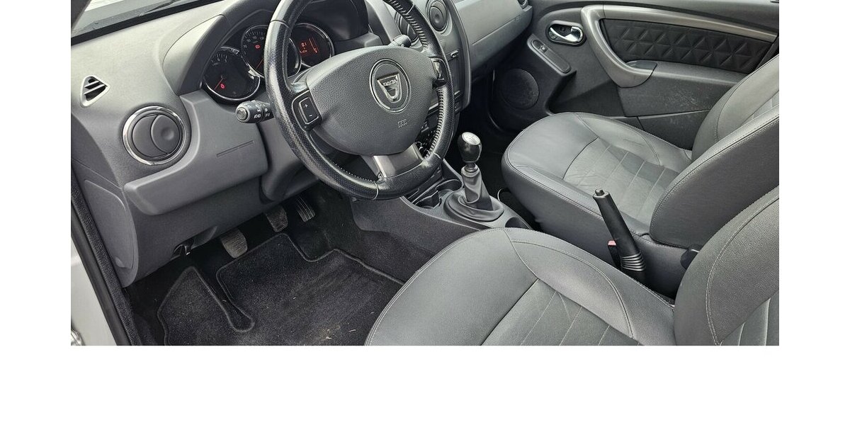 Dacia Duster Prestige Diesel Klima+AHK+ Insp+TÜV + NEU 212.900 km 6.495 &euro; Schwalbach/Taunus 65824