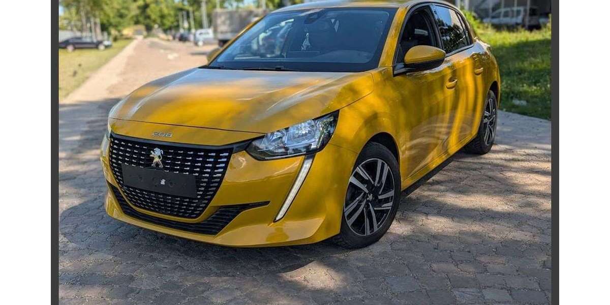 Peugeot 208 31.300 km 12.590 &euro; Wiesbaden 65203