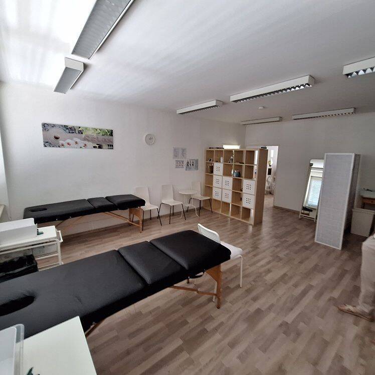 65933 Ffm.-Griesheim - Praxisfläche ca. 125 m²